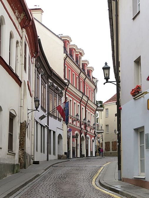 cobble stone street