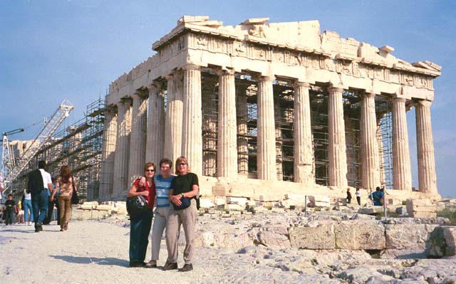 Rosie, Freda, Leslie in front of Parthenon