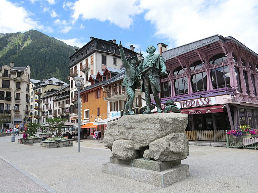 Chamonix statue