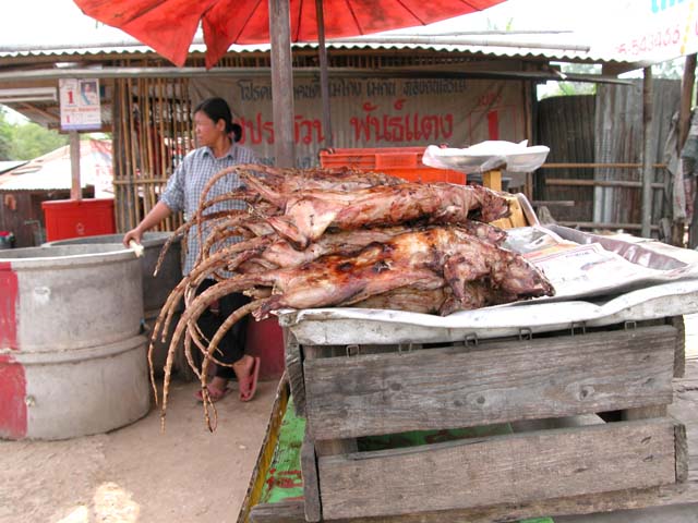 Vendor selling rats