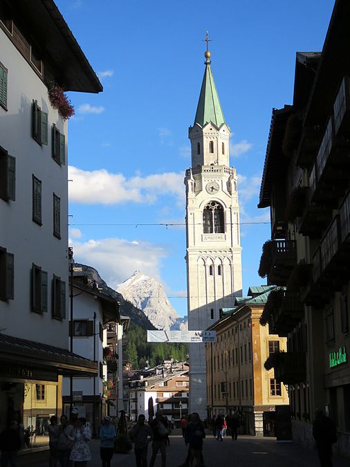 Cortina