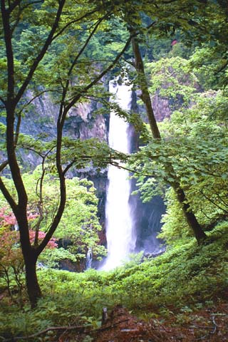 Another view of Kegon Falls