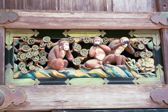 Three monkeys carving at Toshogu Shrine